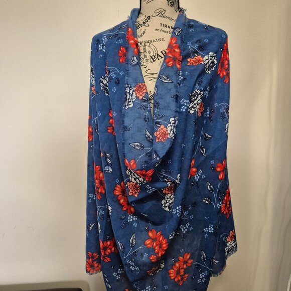 3/$25 Floral Wrap / Scarf - Picture 4 of 10